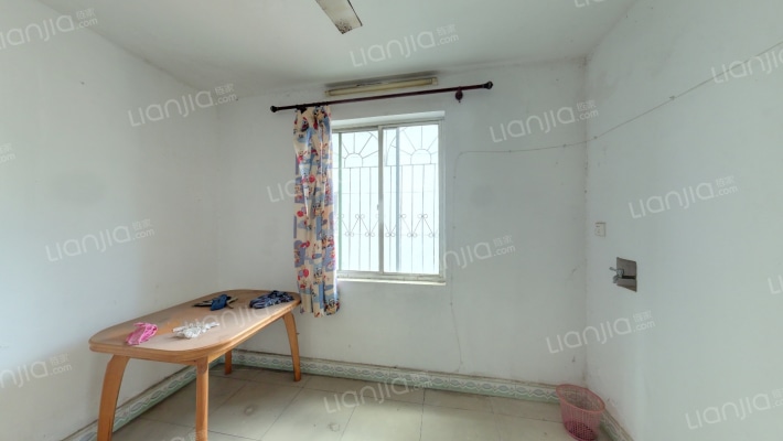 滨湖苑小区二手房实景图