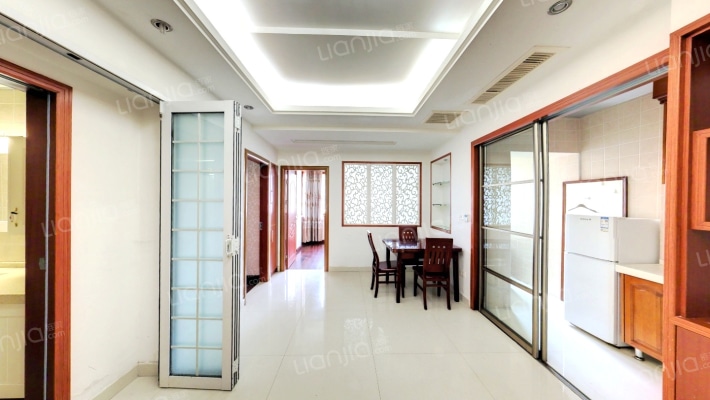 和润公寓二手房实景图