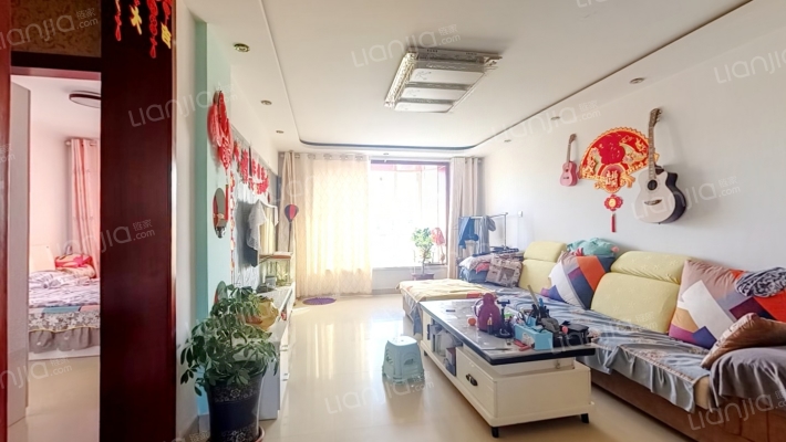 西豪丽景B区二手房实景图