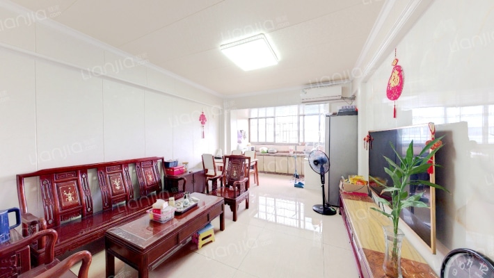 湖景华庭二手房实景图