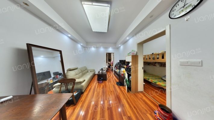 高雄路99/101/103号二手房实景图