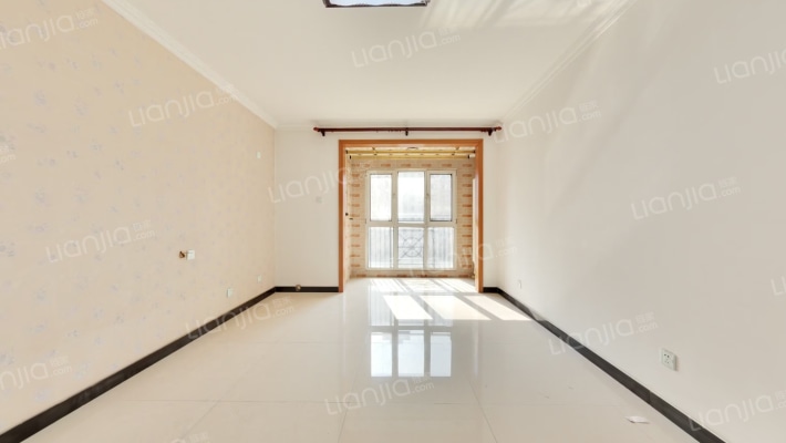 保利花园B区二手房实景图