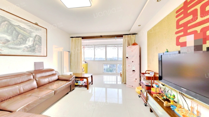 兴日家园二手房实景图