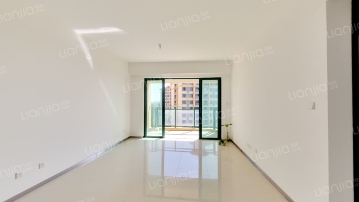 澳华花园二手房实景图