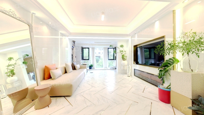 融创玉兰公馆二期二手房实景图