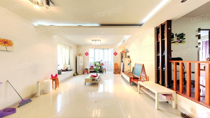 联邦花园二手房实景图