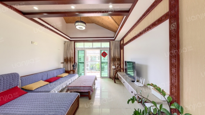 卓达热带雨林椰风苑二手房实景图