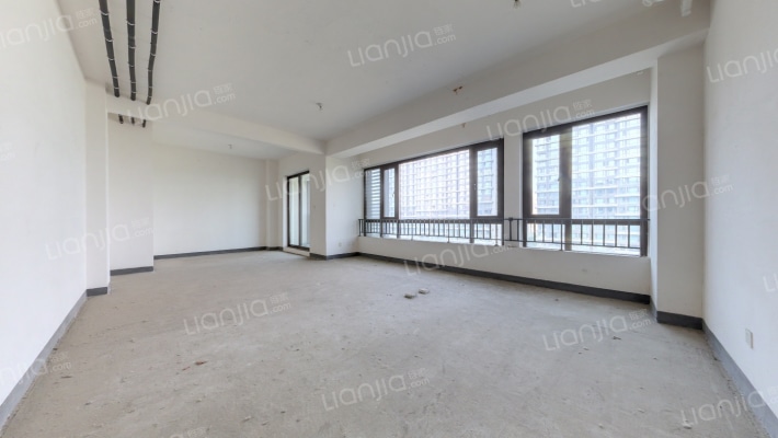 蓝光雍锦园二手房实景图