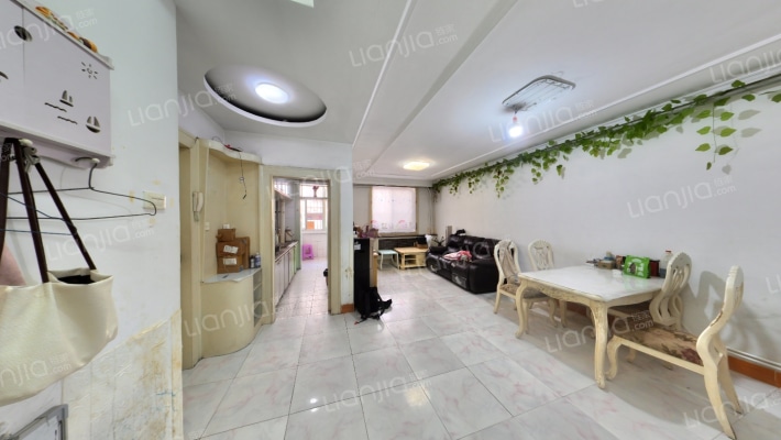 平和公寓二手房实景图