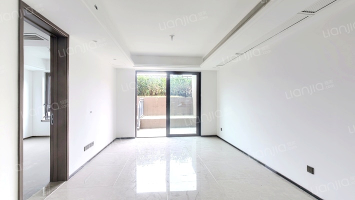 融创印河湾二手房实景图