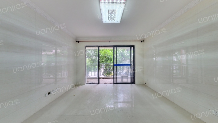 景山花园二手房实景图