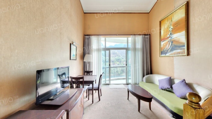 海兰云天二手房实景图