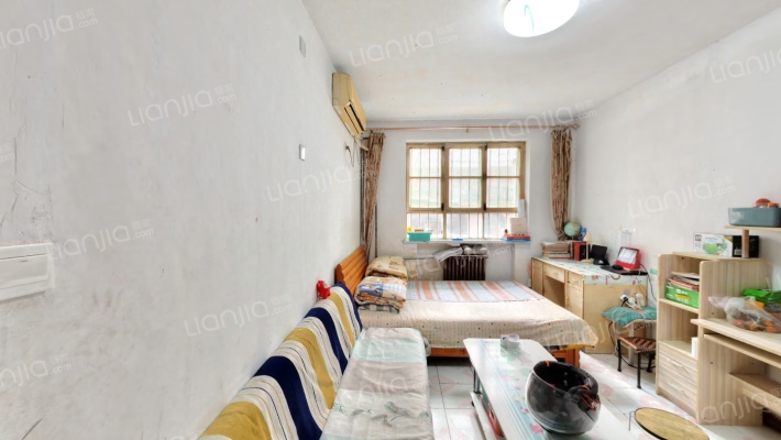 长征街电机厂宿舍二手房实景图