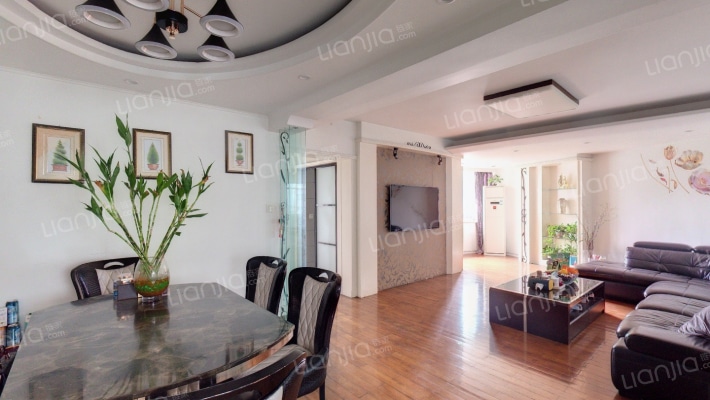 瑞信大楼二手房实景图