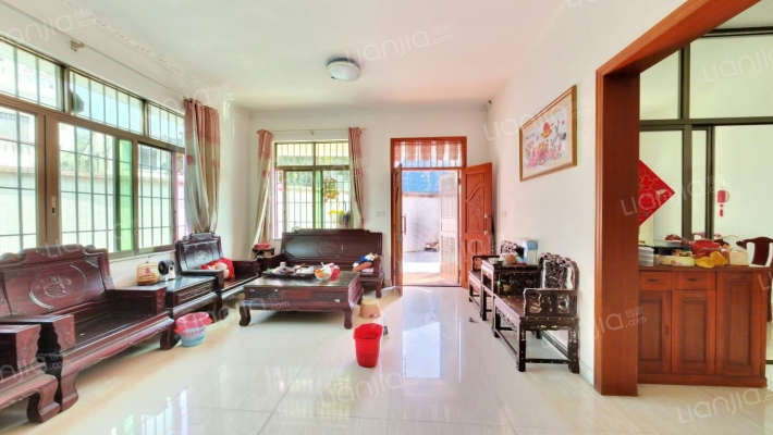 濠头村新邨大街二手房实景图