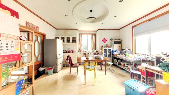 鸿运花园二手房实景图