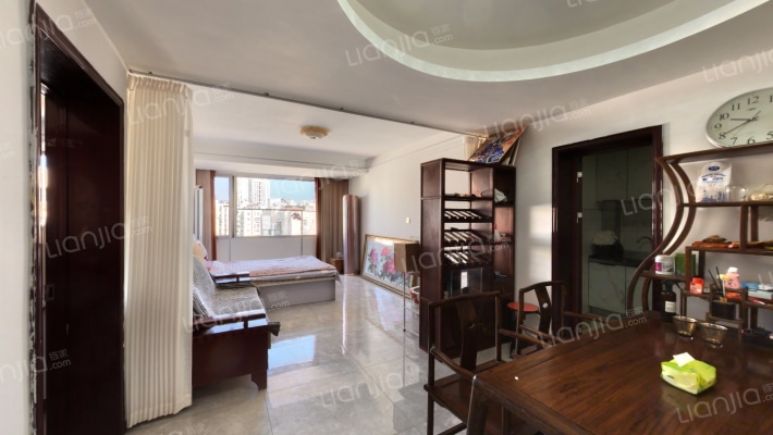 鞍山二路97号二手房实景图