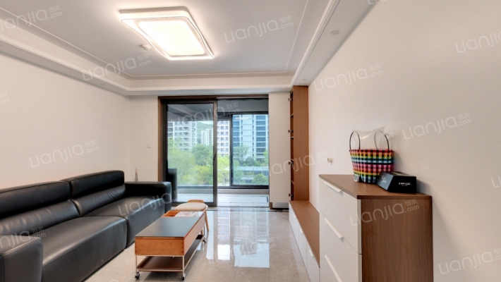 荣盛江荣府二手房实景图