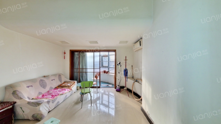 多凌景苑二手房实景图