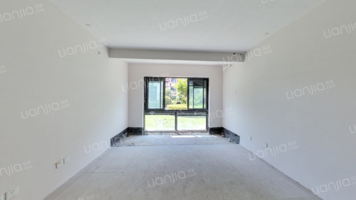 湖畔祥云花苑二手房实景图