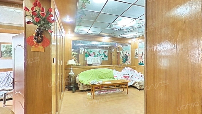 仁达房地产开发公司住宅楼二手房实景图