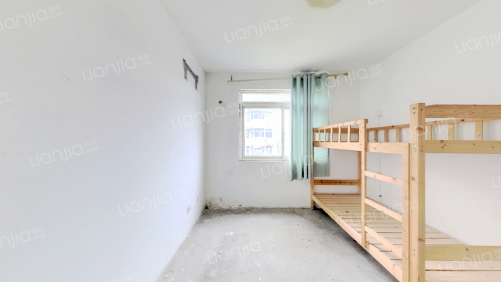 东兴路13号二手房实景图