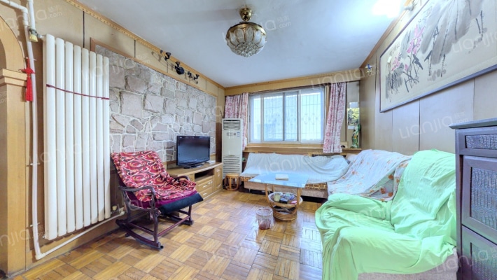 劳卫路6号院二手房实景图