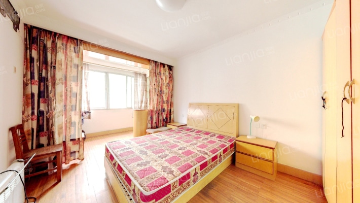 雍园二手房实景图