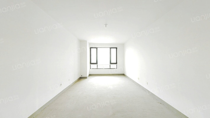 高铁新干线 南北通透大三居 好楼层  业主急售随时过户-客厅