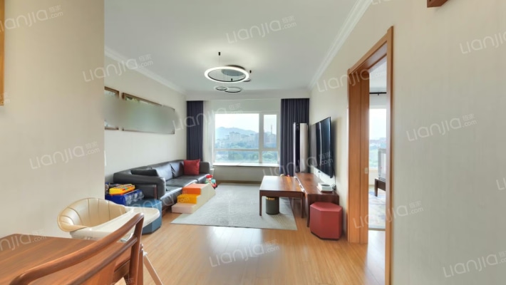 万科公园里二手房实景图