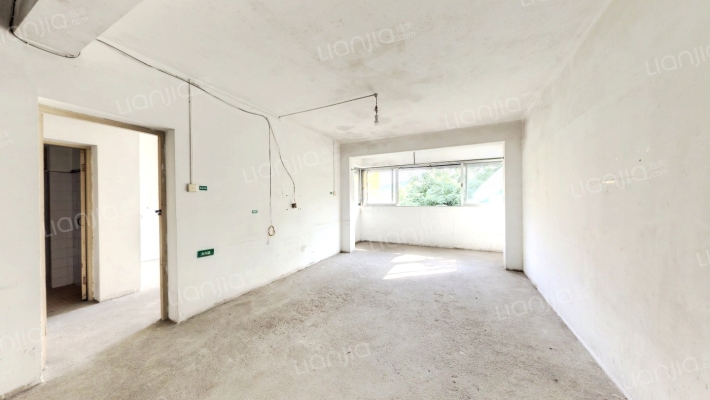 量具厂宿舍二手房实景图