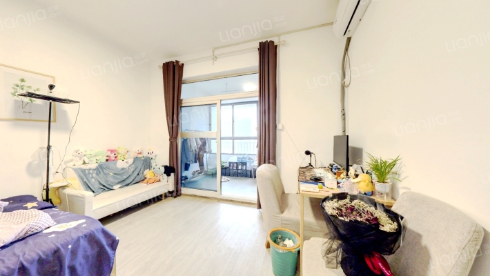 惠风同庆花园蜜糖镇二手房实景图