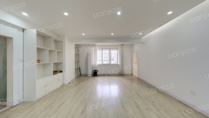 港澳发展大厦二手房实景图