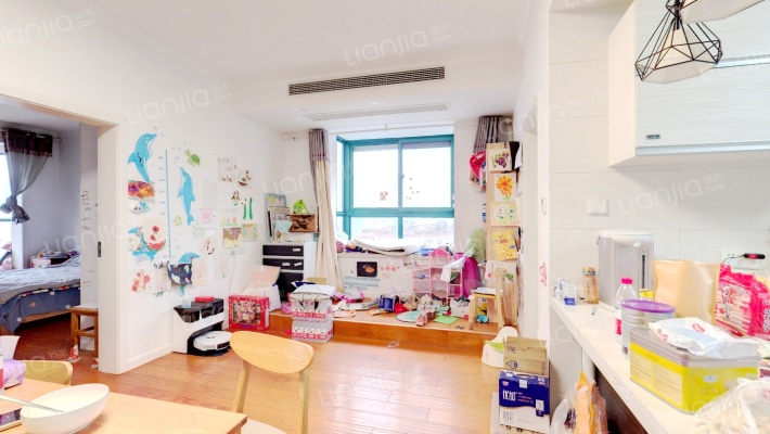 东郊花苑二手房实景图