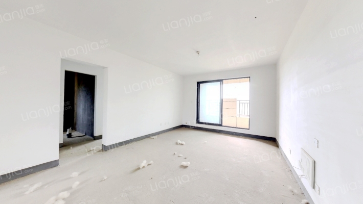 怡和泉山公馆二手房实景图