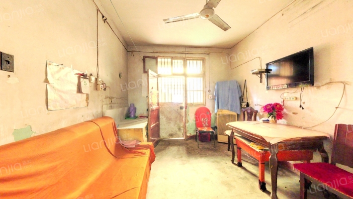 八一路劳动新村二手房实景图