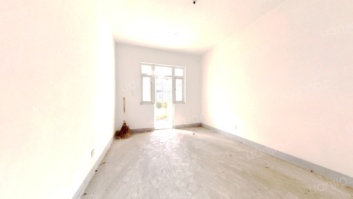 虎丘路128号二手房实景图