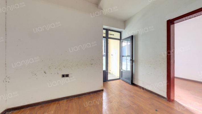 地铁鑫城二手房实景图