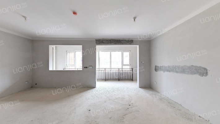 绿地智慧金融城C地块二手房实景图