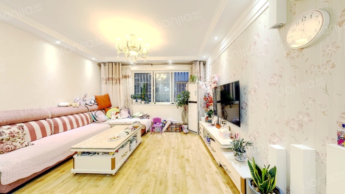 芙蓉花苑三期A区二手房实景图