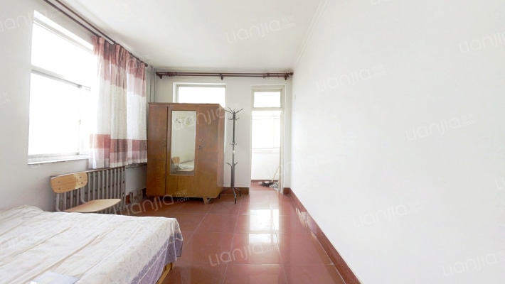 技师学院宿舍二手房实景图