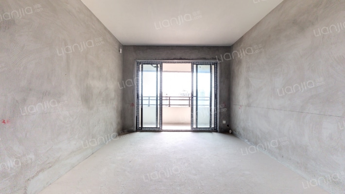 绿地万萃城R5组团二手房实景图