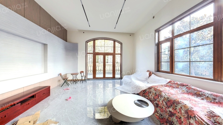 天泰蓝泉二手房实景图