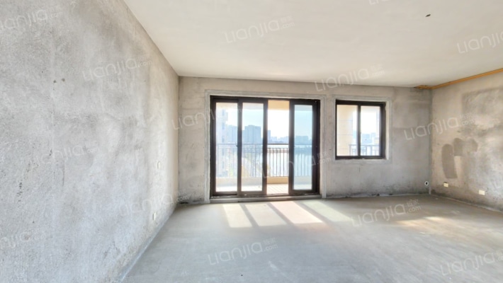 俊海苑二手房实景图