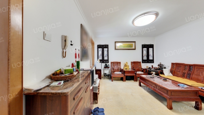 致美公寓二手房实景图