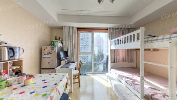 华彩国际公寓二手房实景图