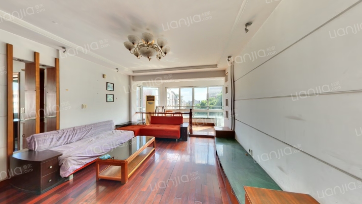 世纪华庭二手房实景图