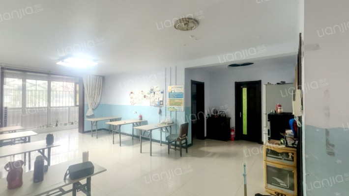 军营凤凰城二手房实景图