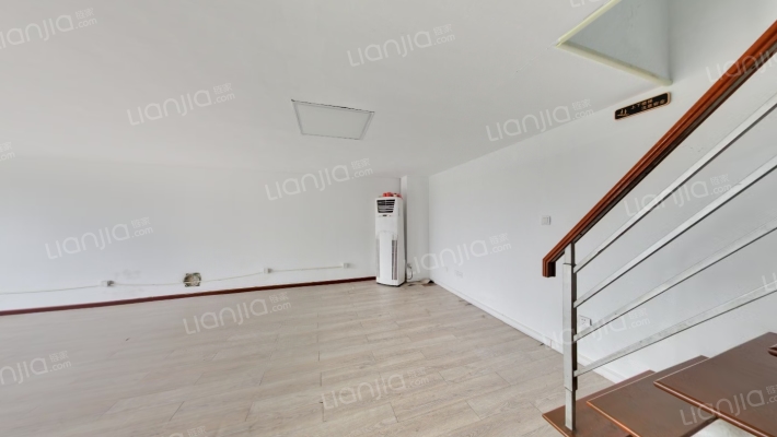 艺墅花乡二手房实景图