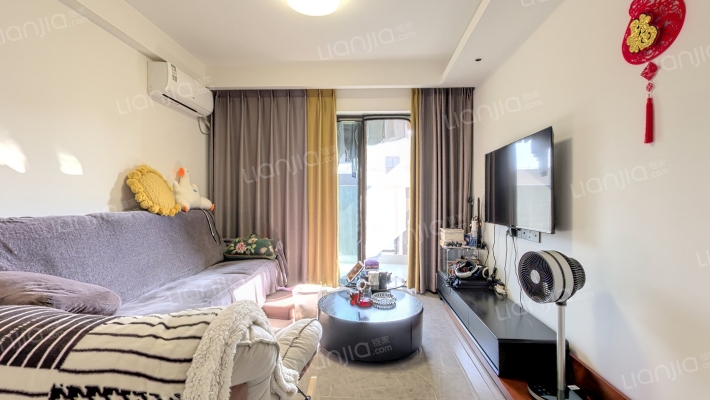 万科中天金域世家二手房实景图